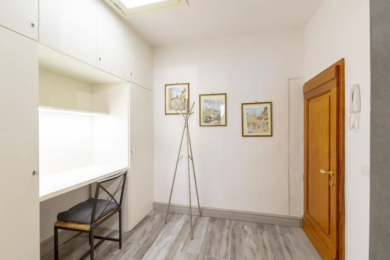 Ponte Vecchio'S Nest Apartment Florence 0*,