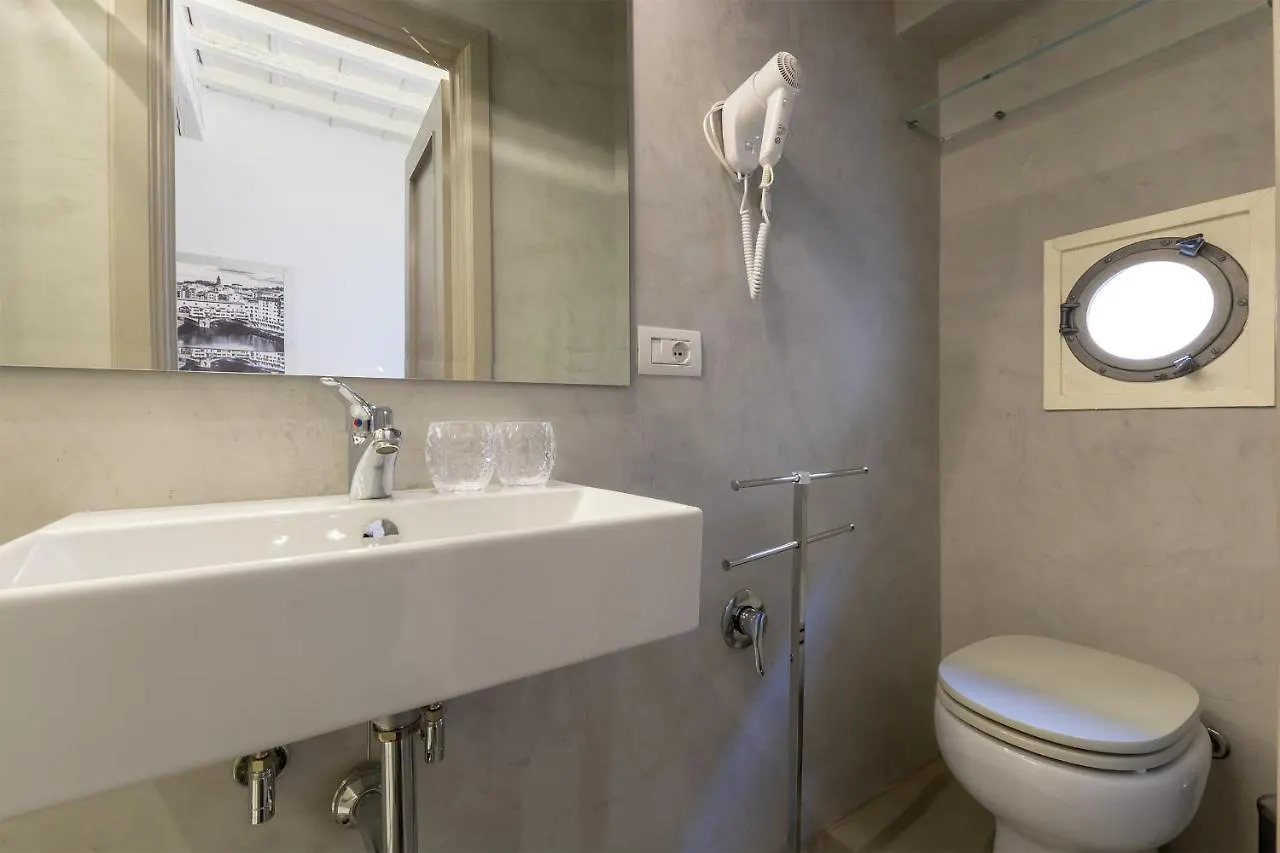 Ponte Vecchio'S Nest Apartment Florence Italy