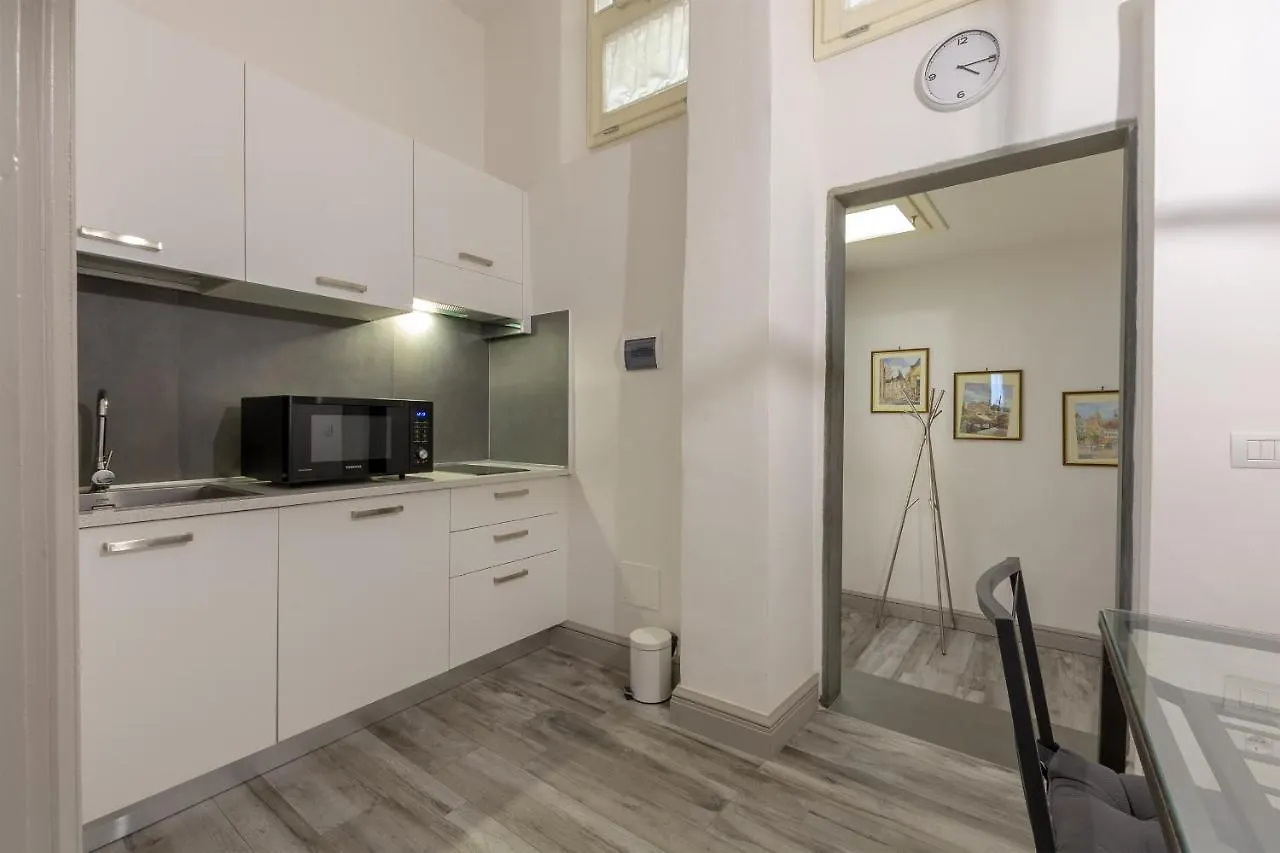 Ponte Vecchio'S Nest Apartment Florence