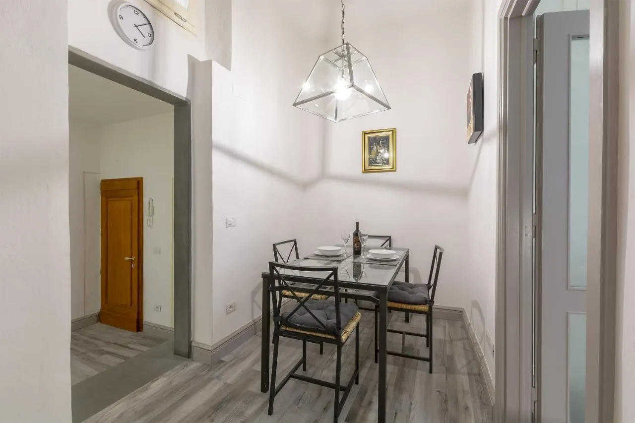 Ponte Vecchio'S Nest Apartment Florence Italy